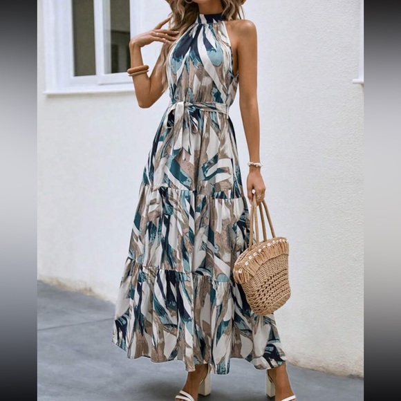 Boho geo print better halter maxi dress - Picture 5 of 6
